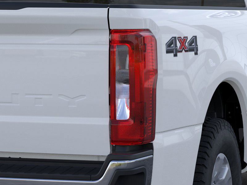 2025 Ford F-350 XLT 22