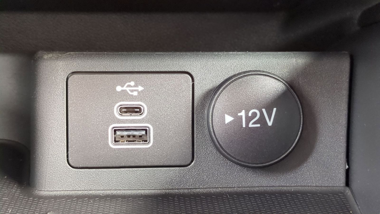 Thumbnail: 2025 Ford Escape - 30