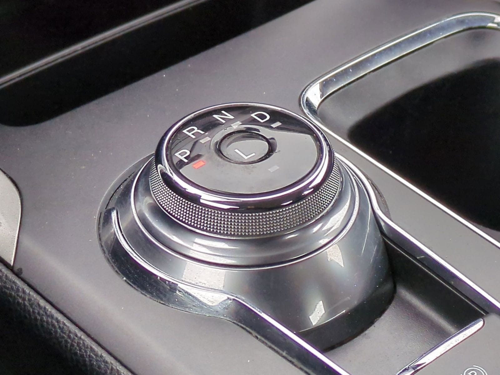 Thumbnail: 2020 Ford Fusion - 33