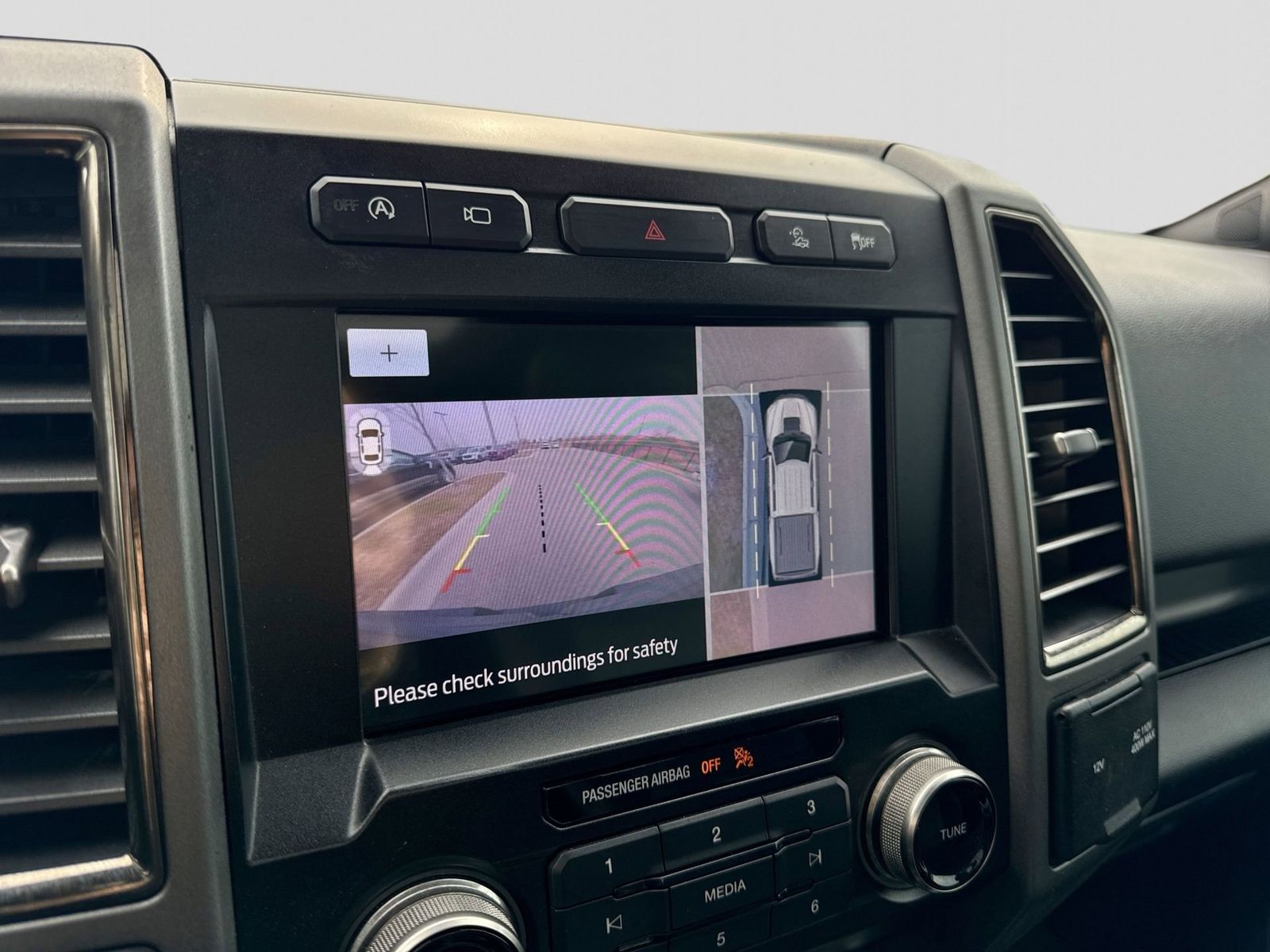 Thumbnail: 2020 Ford F-150 - 36