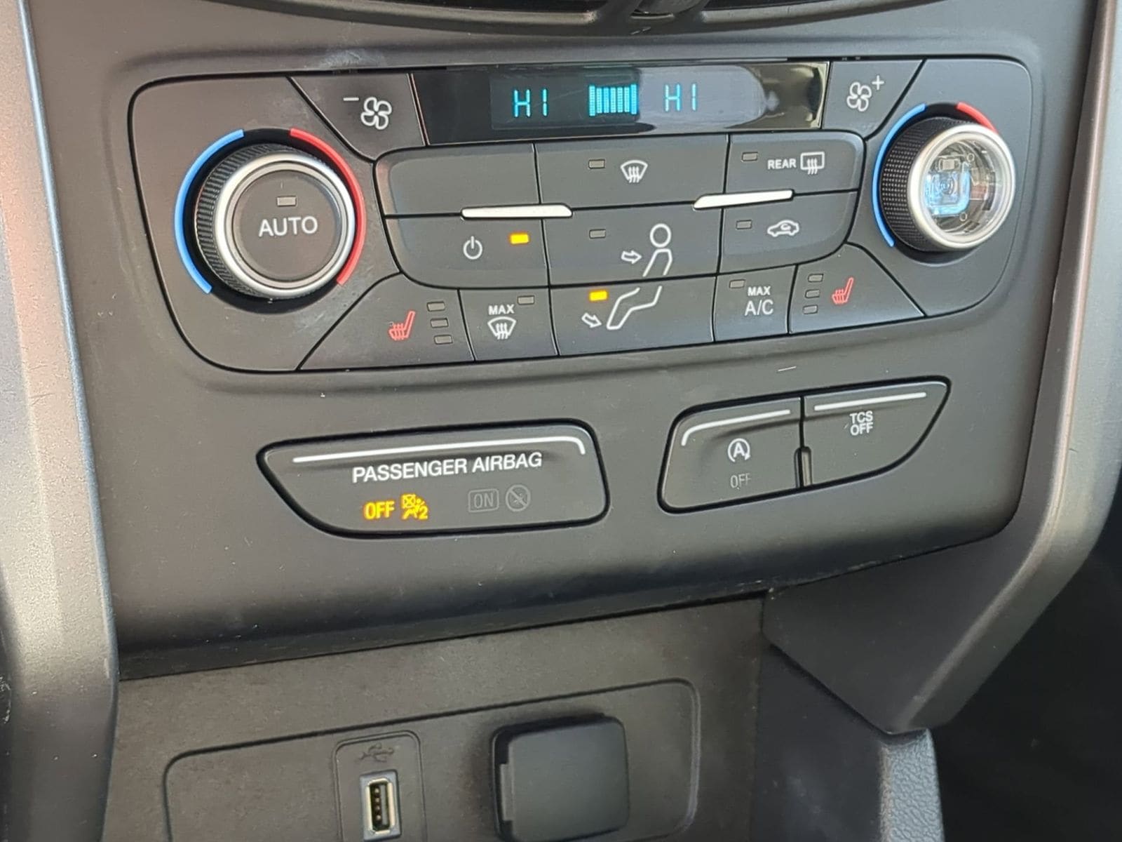 Thumbnail: 2018 Ford Escape - 29