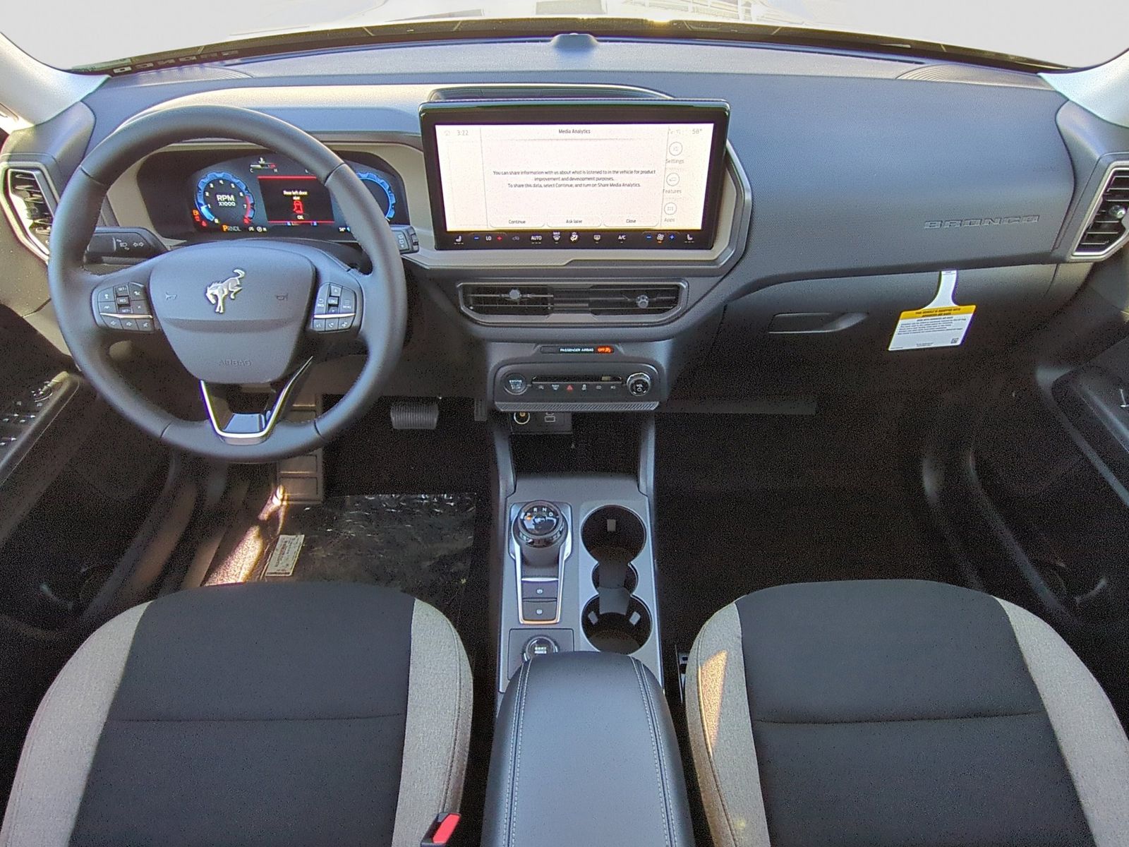 Thumbnail: 2025 Ford Bronco Sport - 15