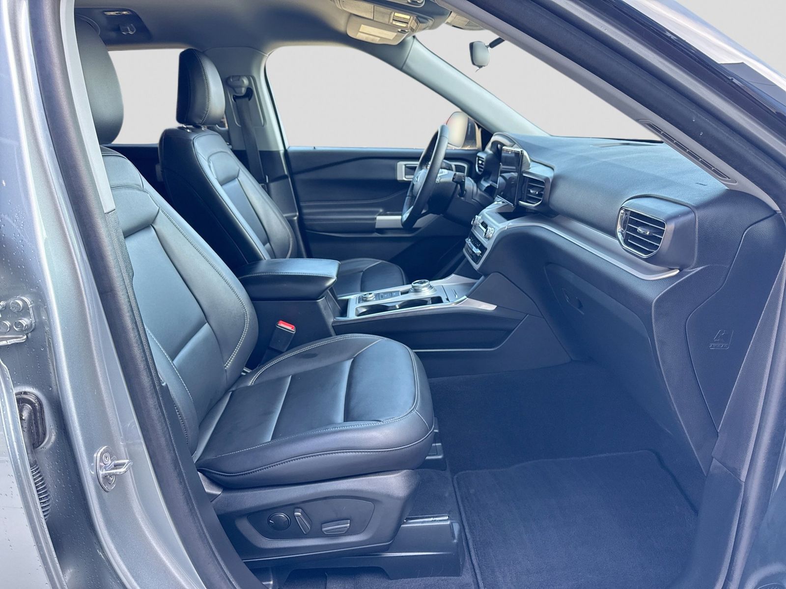 Thumbnail: 2024 Ford Explorer - 7