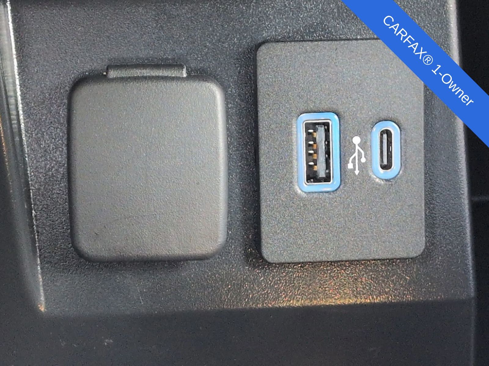 Thumbnail: 2024 Ford Explorer - 37