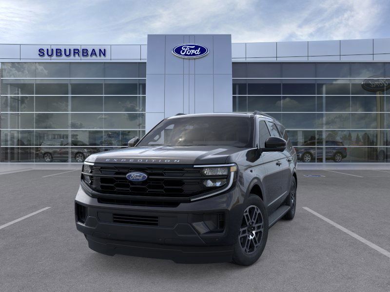 2025 Ford Expedition photo 2