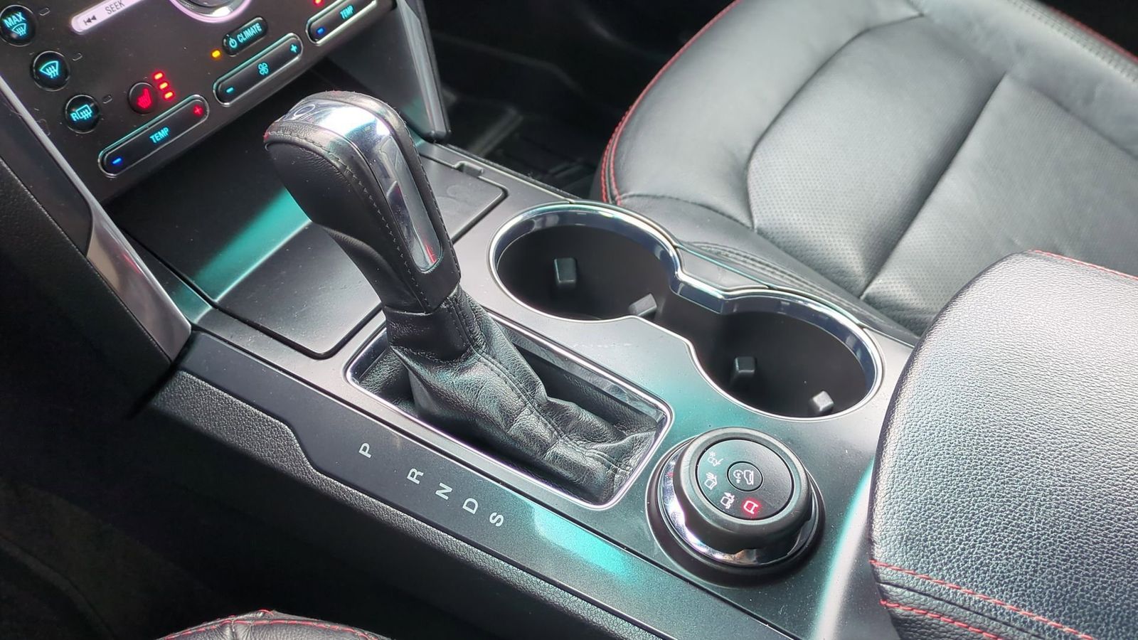 Thumbnail: 2018 Ford Explorer - 34