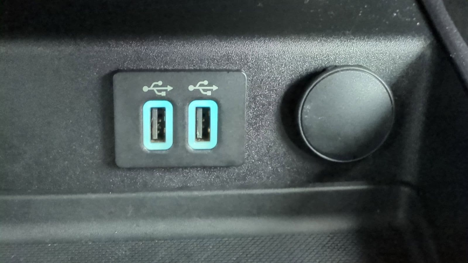 Thumbnail: 2020 Ford Fusion - 32