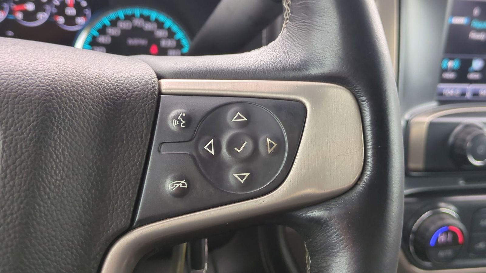 Thumbnail: 2017 GMC Sierra 3500 - 28