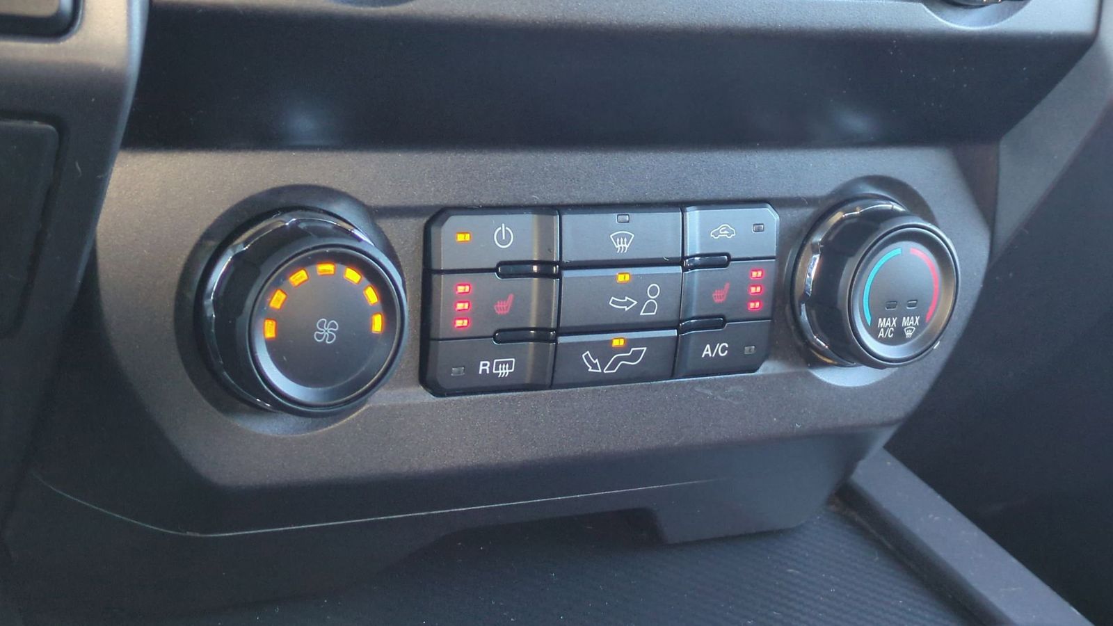 Thumbnail: 2020 Ford F-150 - 35