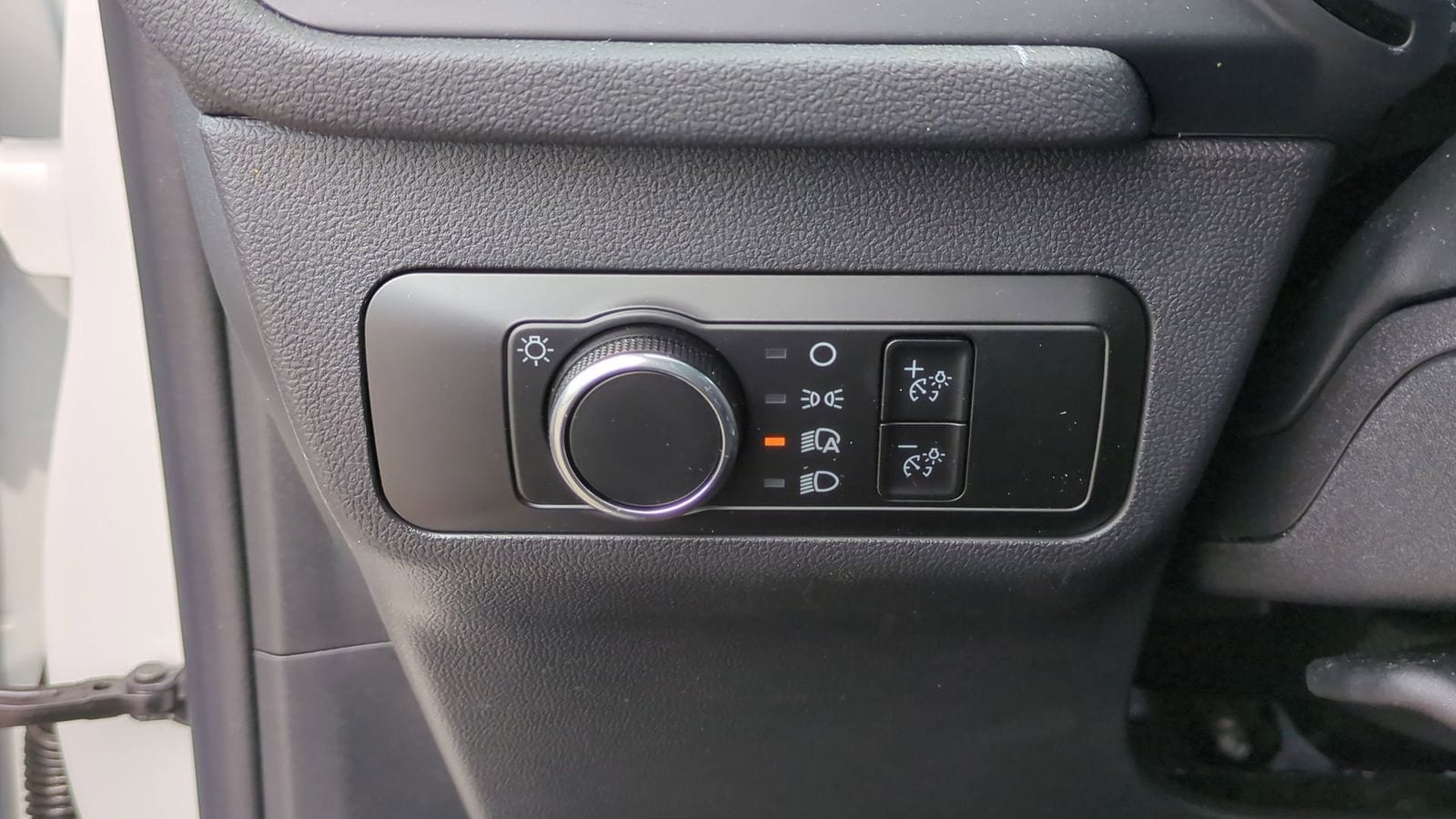 Thumbnail: 2025 Ford Escape - 15