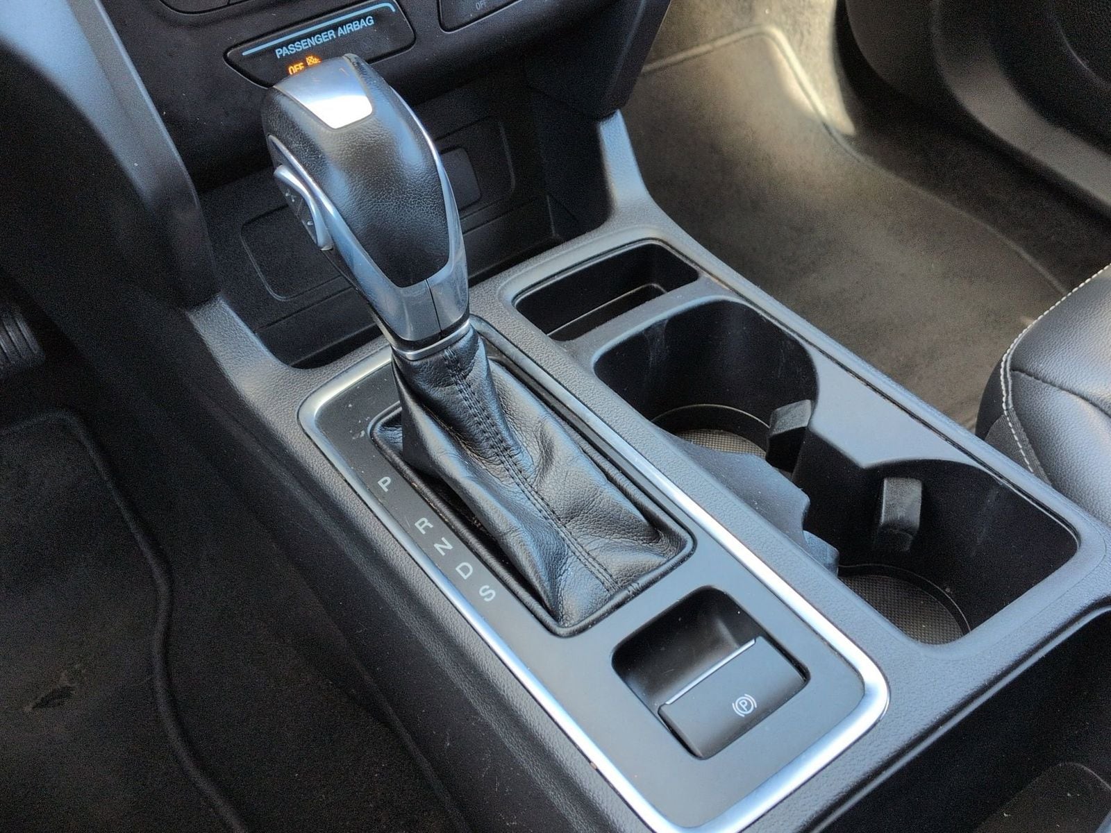 Thumbnail: 2019 Ford Escape - 32