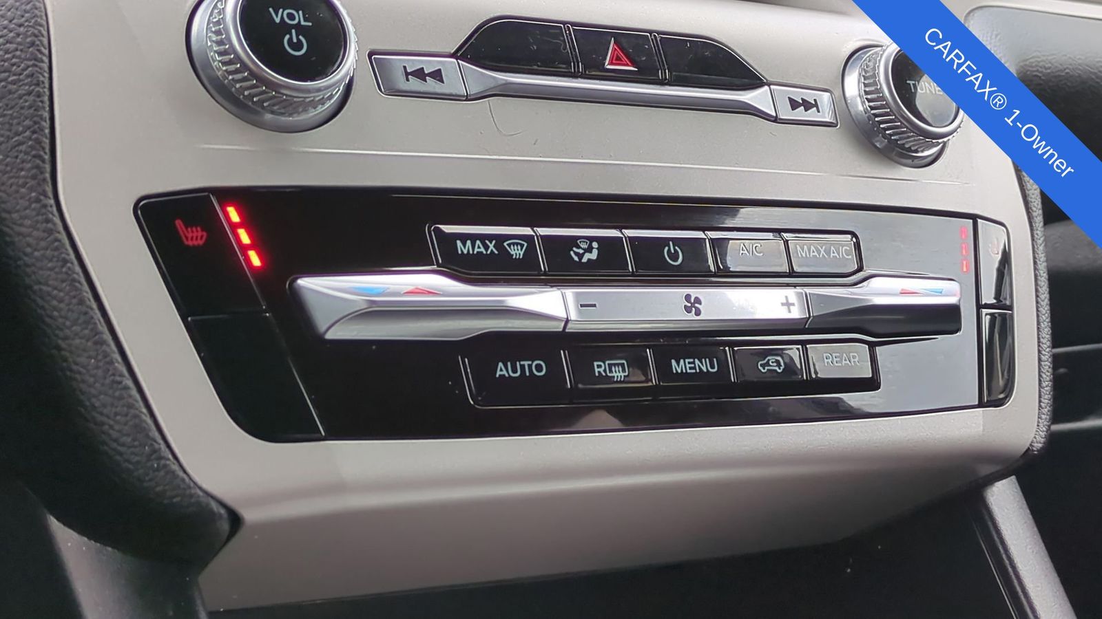 2023 Ford Explorer XLT 29