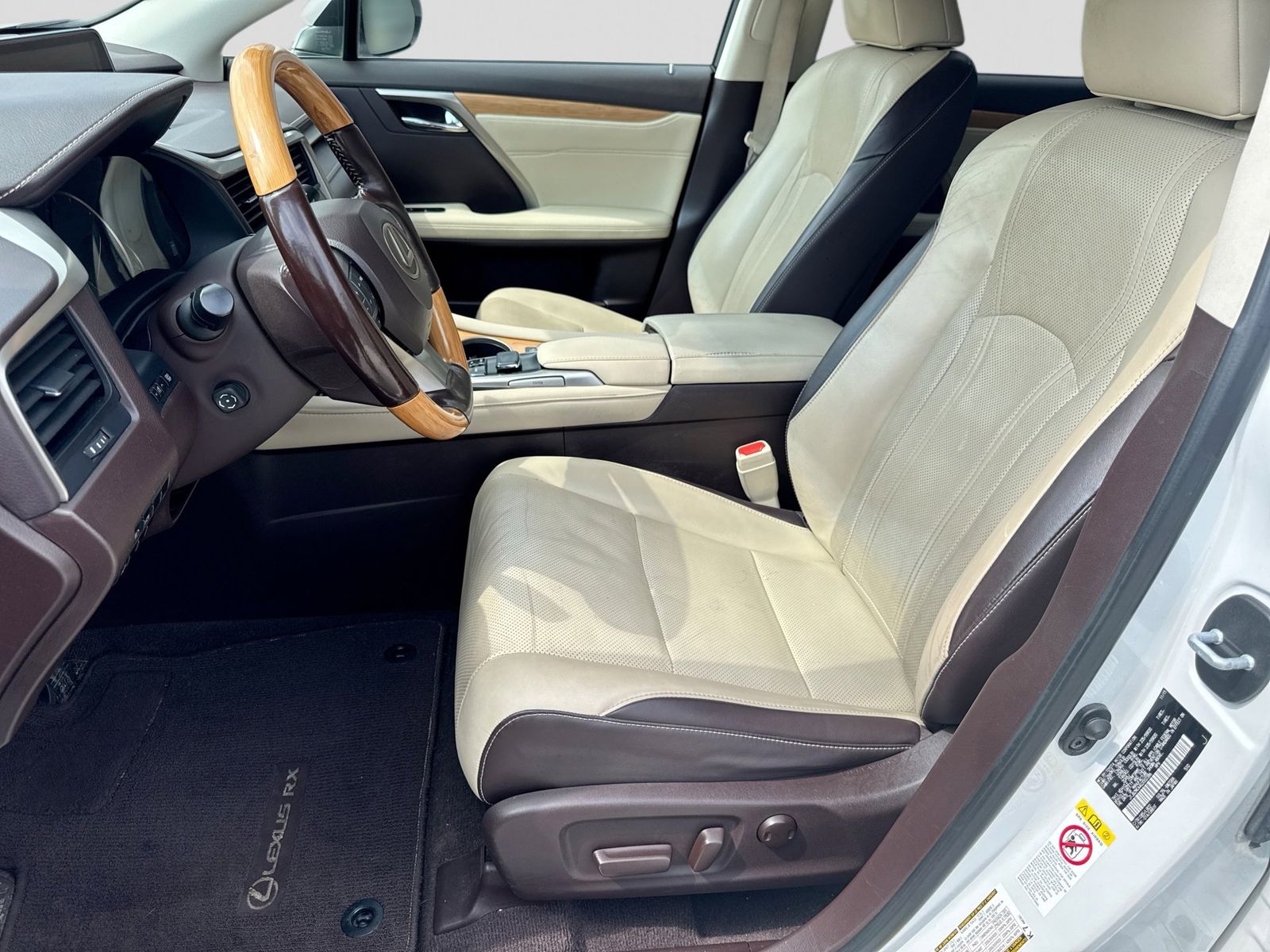 Thumbnail: 2016 Lexus RX - 19
