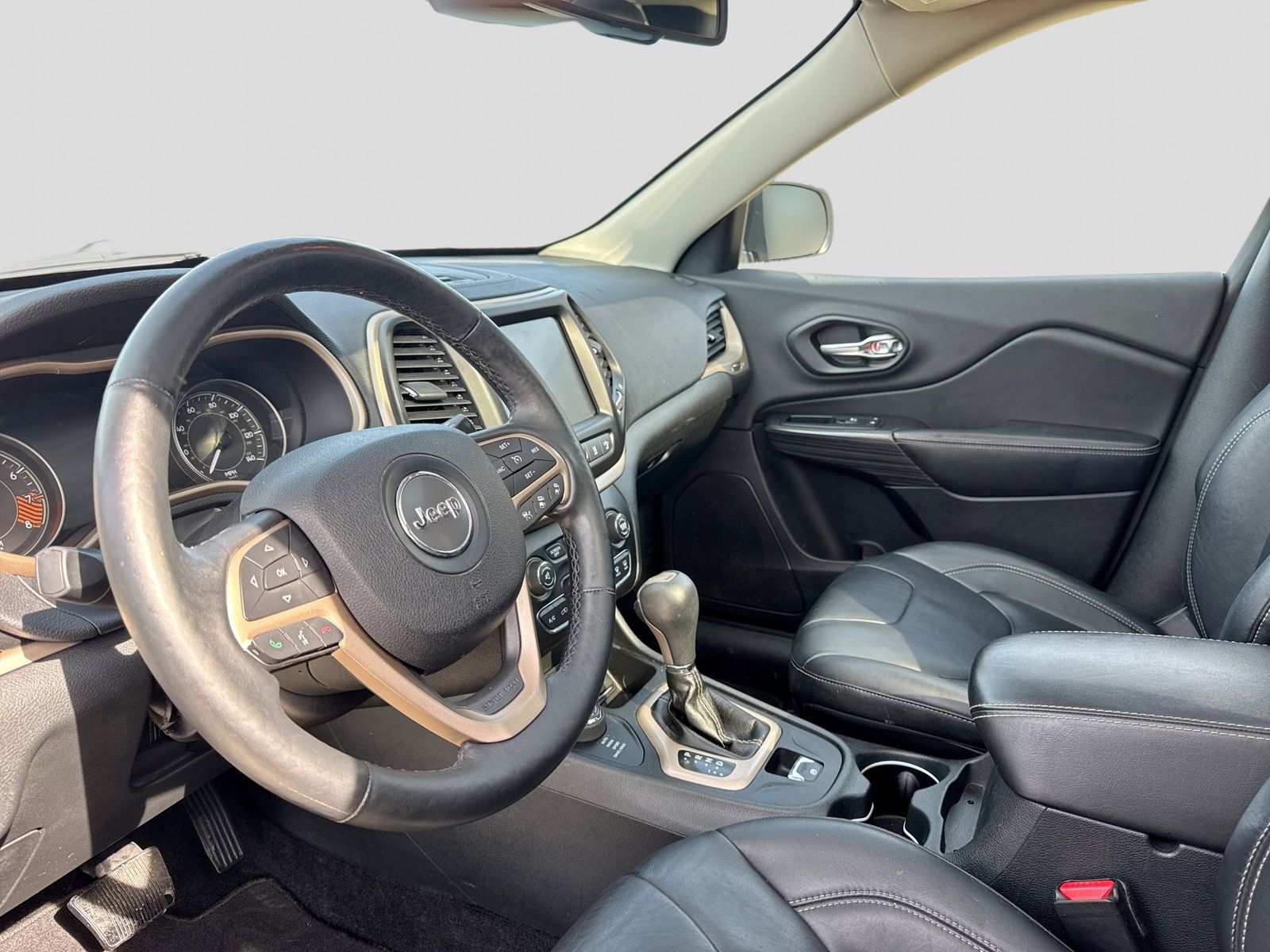 Thumbnail: 2014 Jeep Cherokee - 2