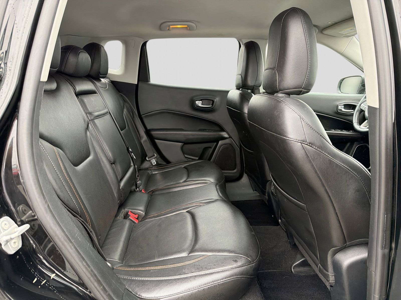 Thumbnail: 2018 Jeep Compass - 21