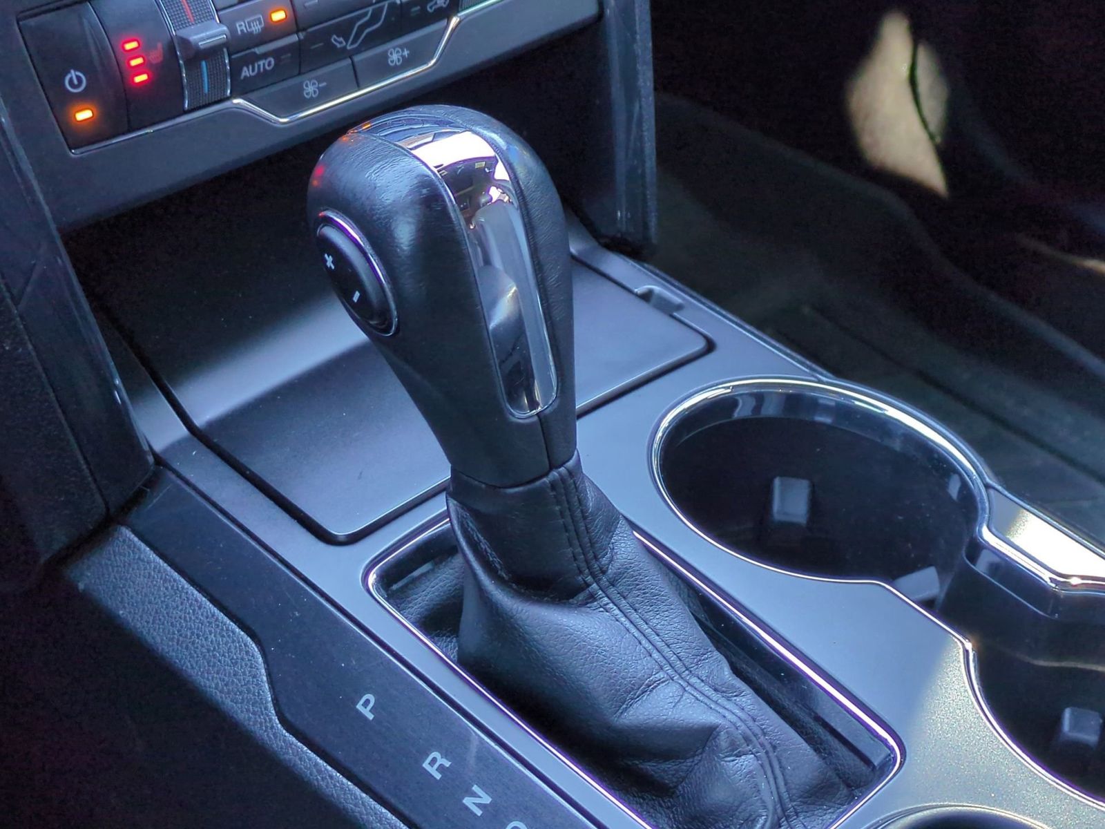 Thumbnail: 2019 Ford Explorer - 41