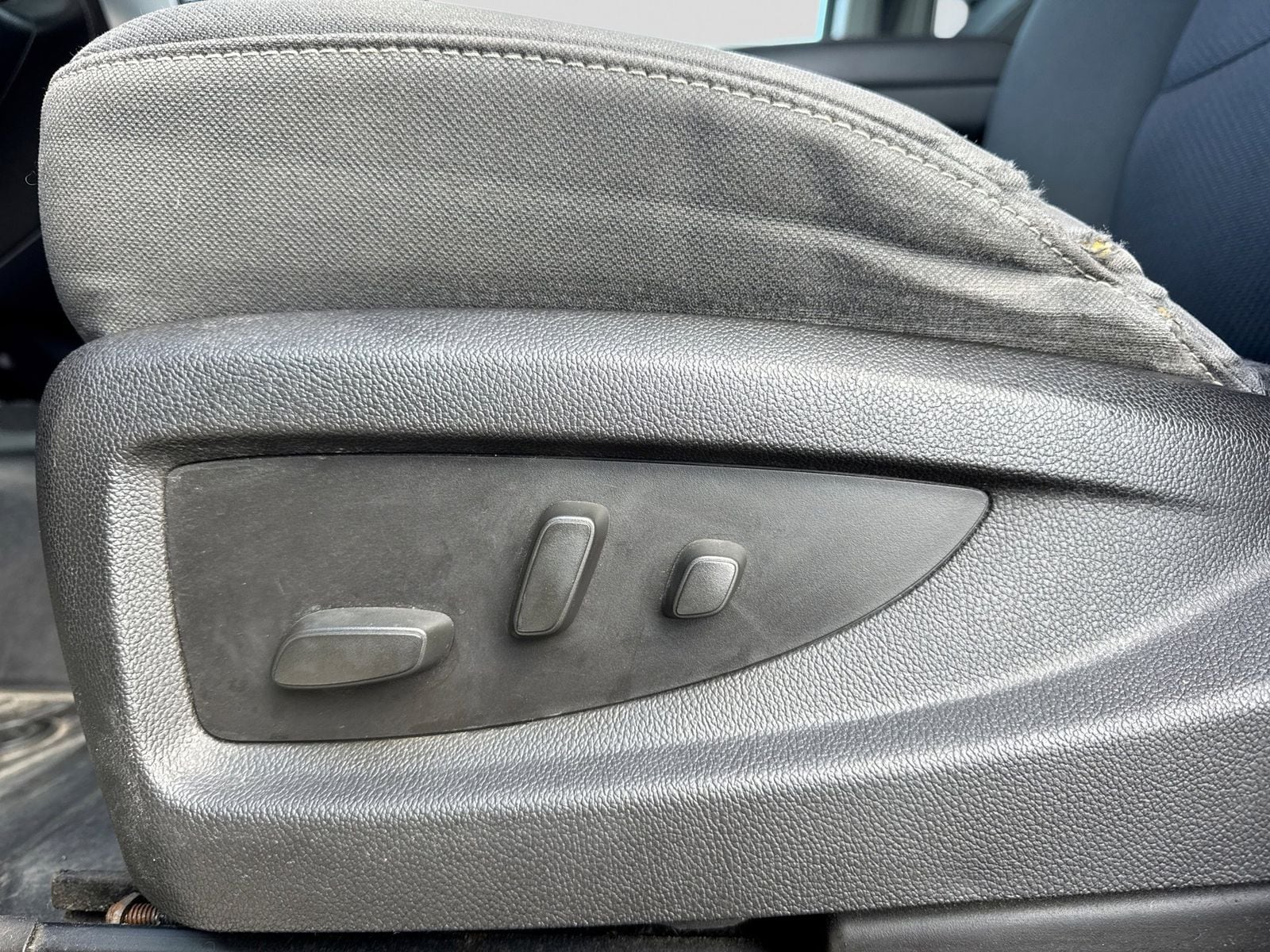 Thumbnail: 2015 GMC Sierra 1500 - 3