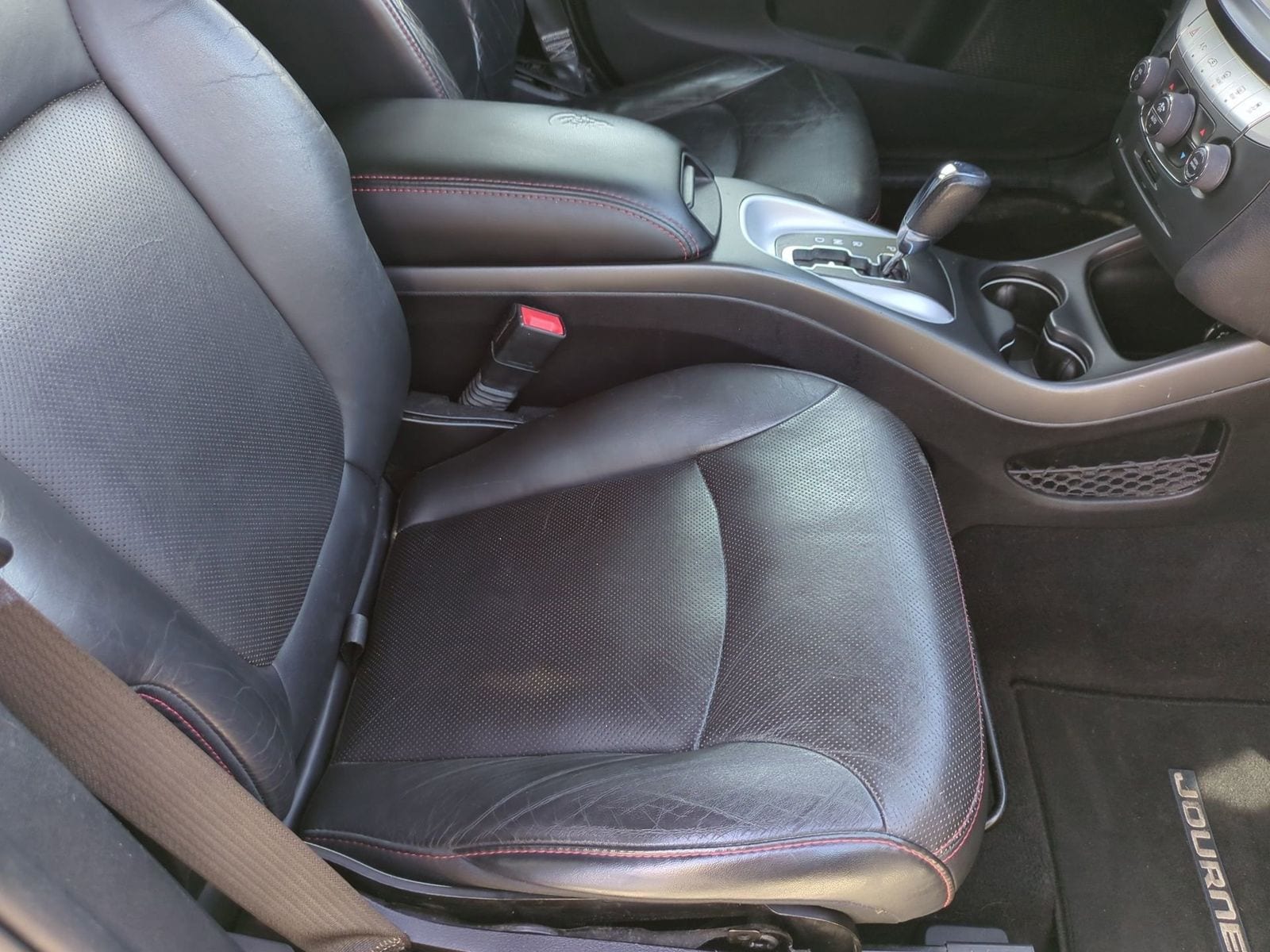 Thumbnail: 2014 Dodge Journey - 23