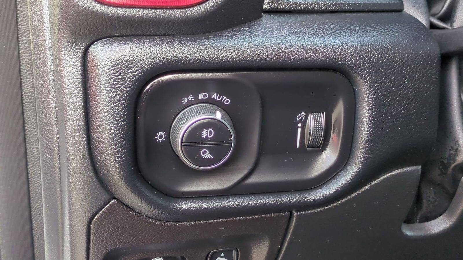 Thumbnail: 2022 RAM 1500 - 18