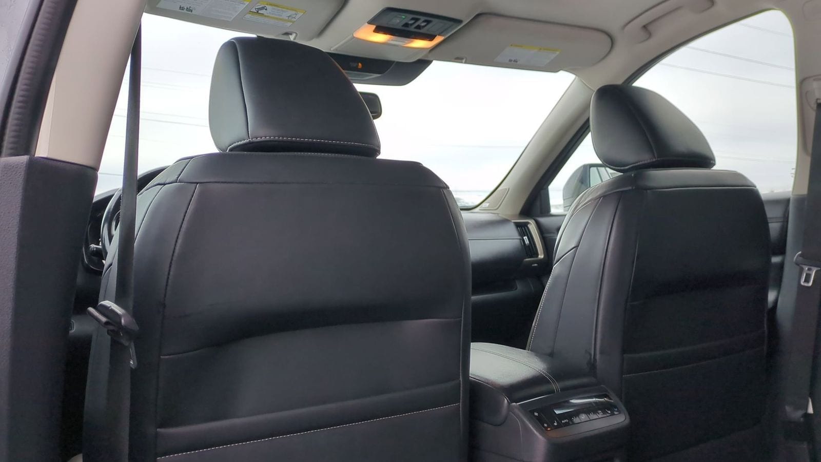 Thumbnail: 2022 Nissan Pathfinder - 17