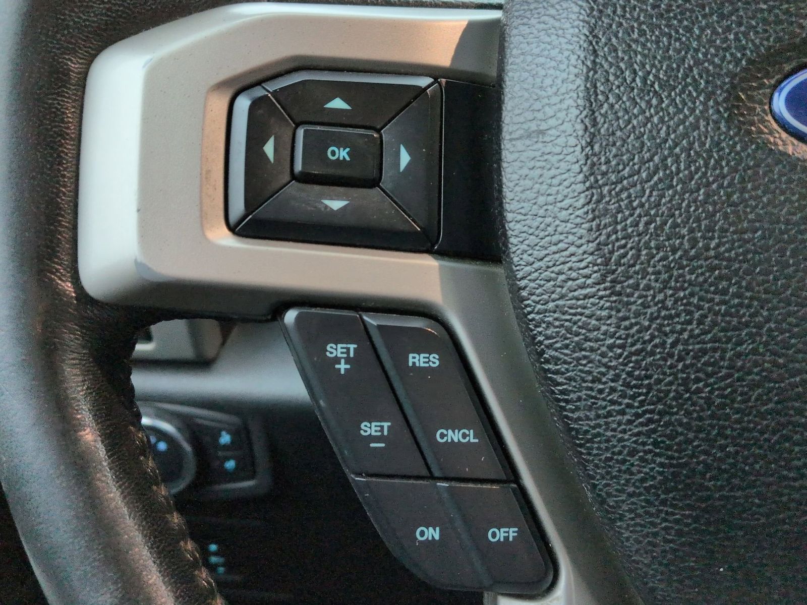 Thumbnail: 2017 Ford F-150 - 29