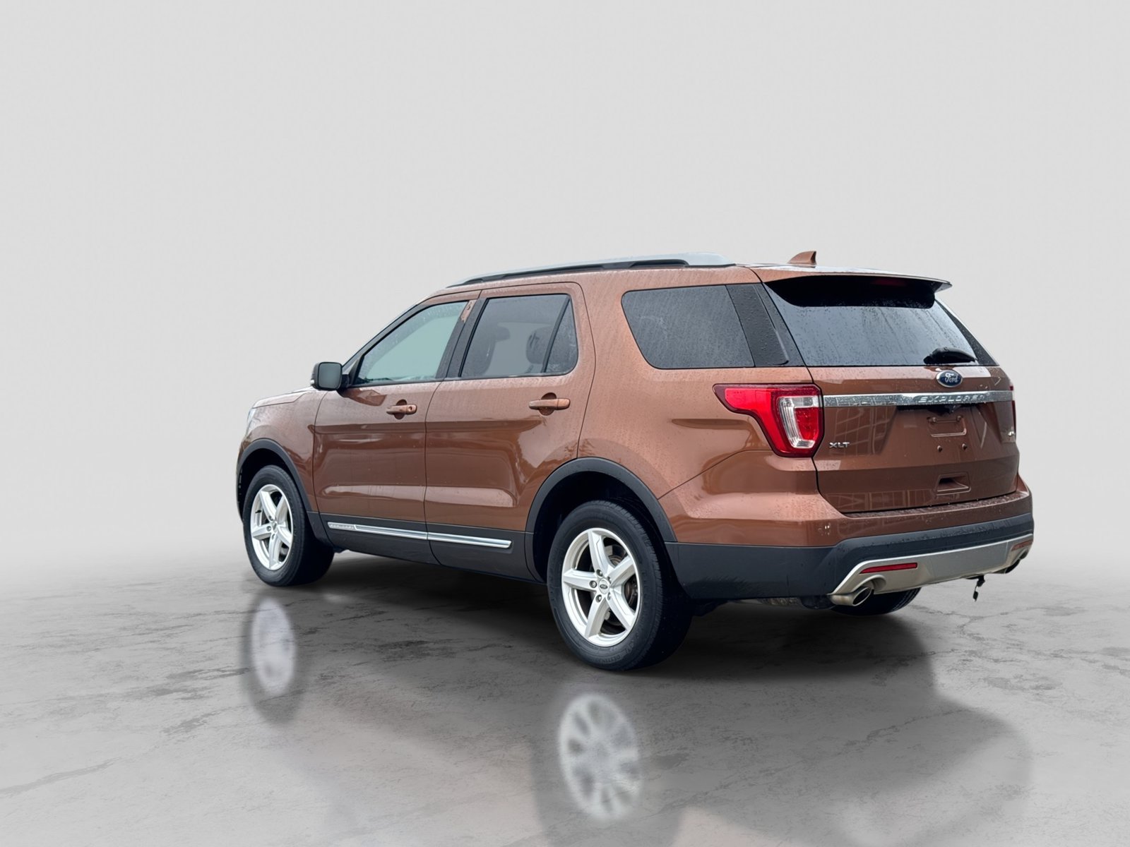 Used 2017 Ford Explorer XLT SUV