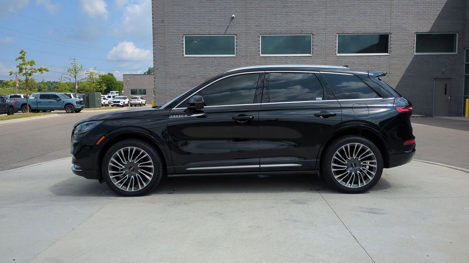 Thumbnail: 2020 Lincoln Corsair - 2
