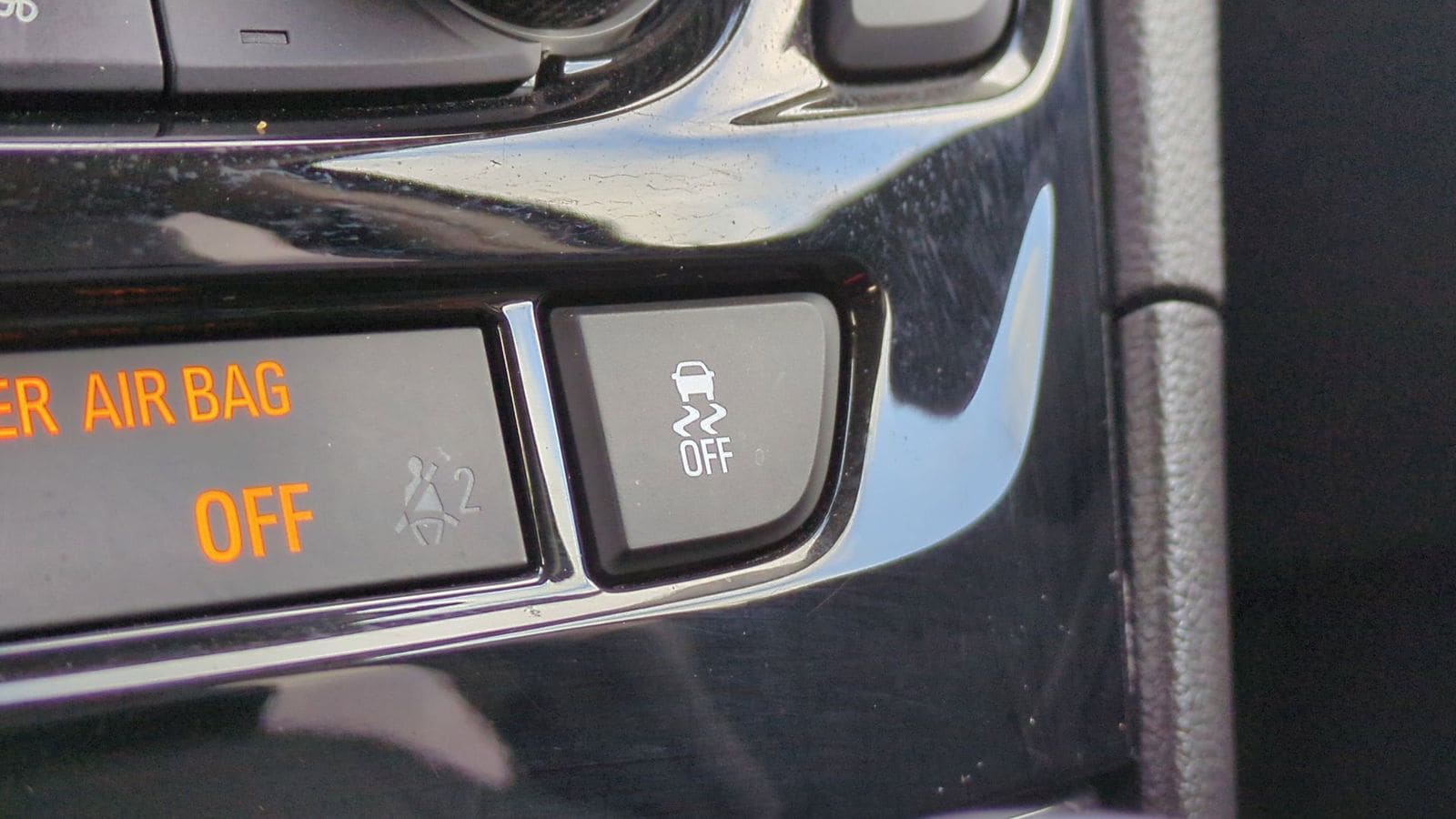 Thumbnail: 2017 Buick Encore - 33