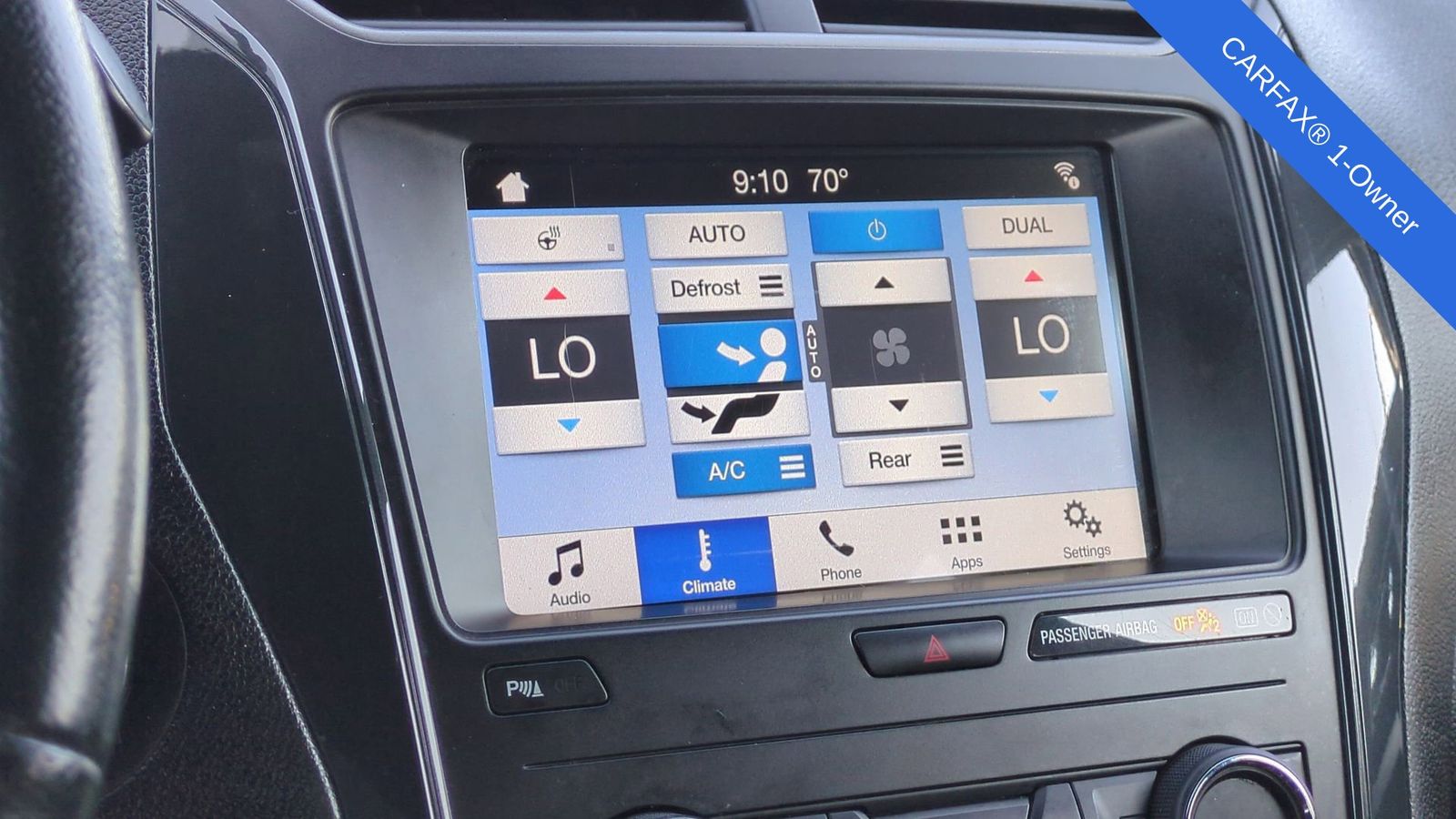 Thumbnail: 2018 Ford Explorer - 32