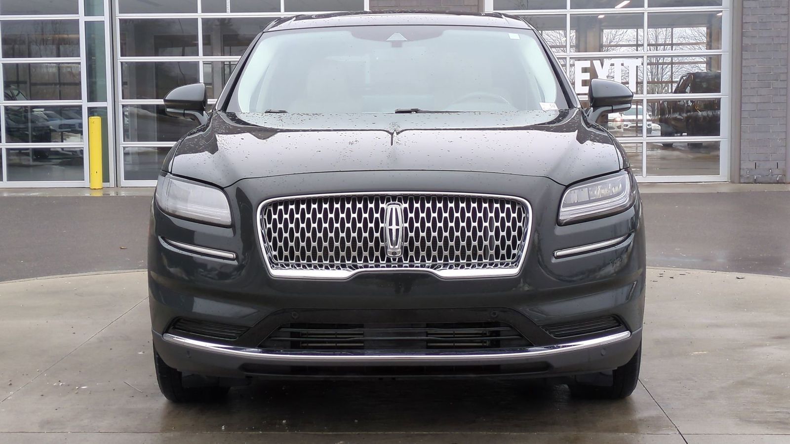 Thumbnail: 2022 Lincoln Nautilus - 10