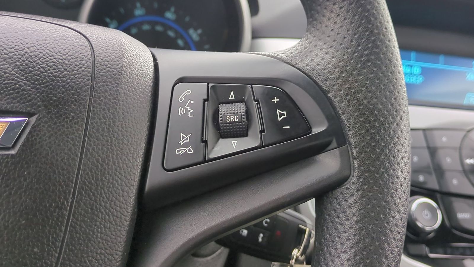 Thumbnail: 2016 Chevrolet Cruze - 24