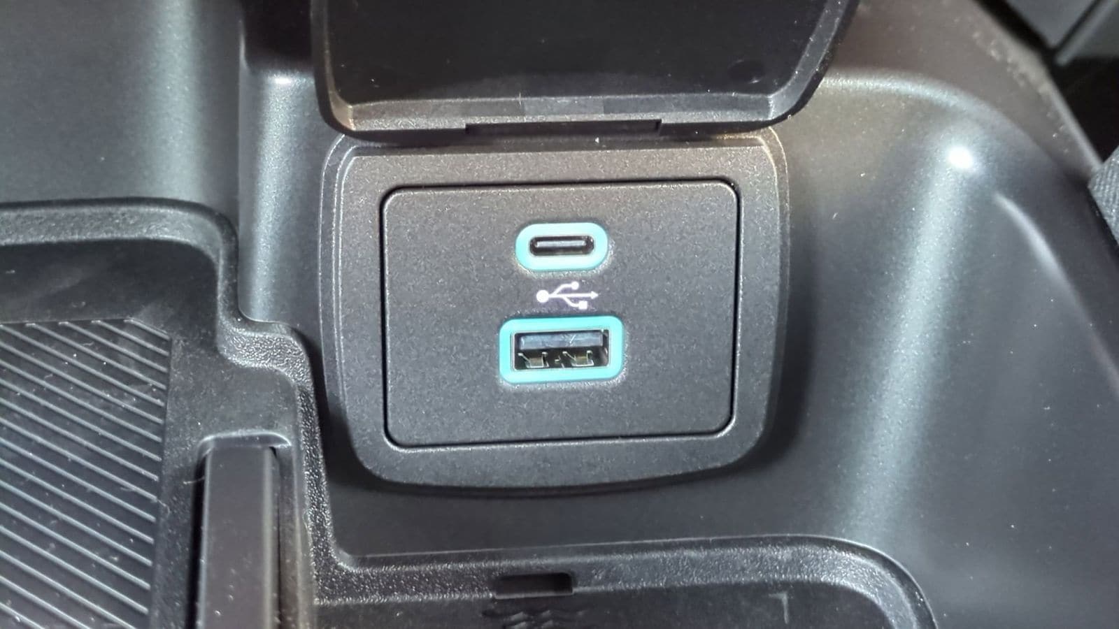 Thumbnail: 2025 Ford Bronco - 31