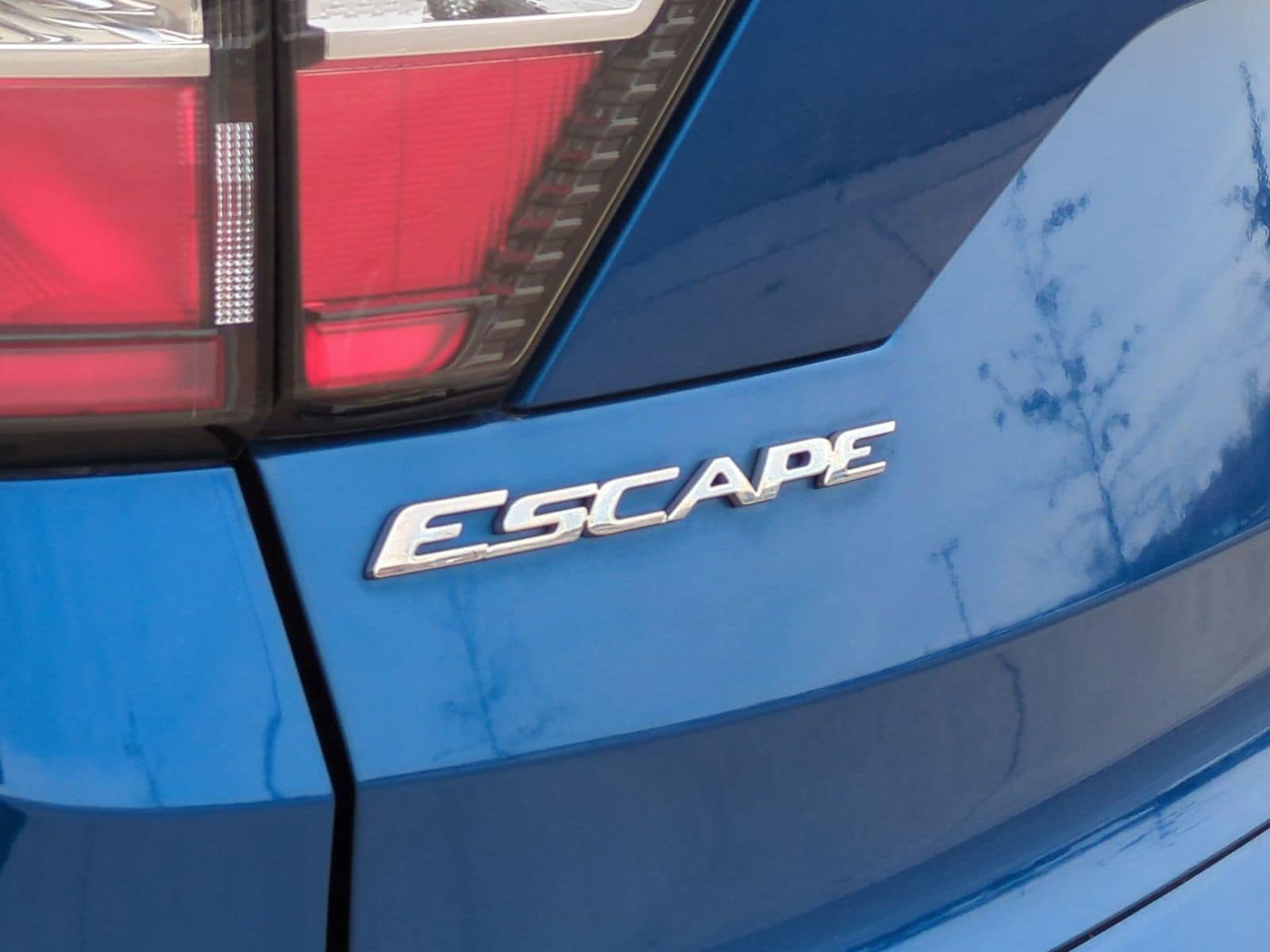 Thumbnail: 2018 Ford Escape - 14