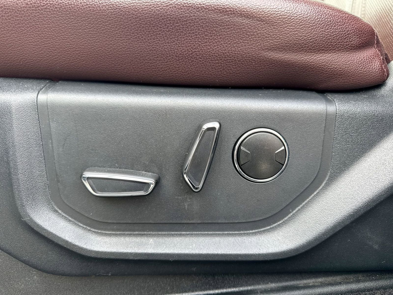 Thumbnail: 2022 Ford Expedition - 38