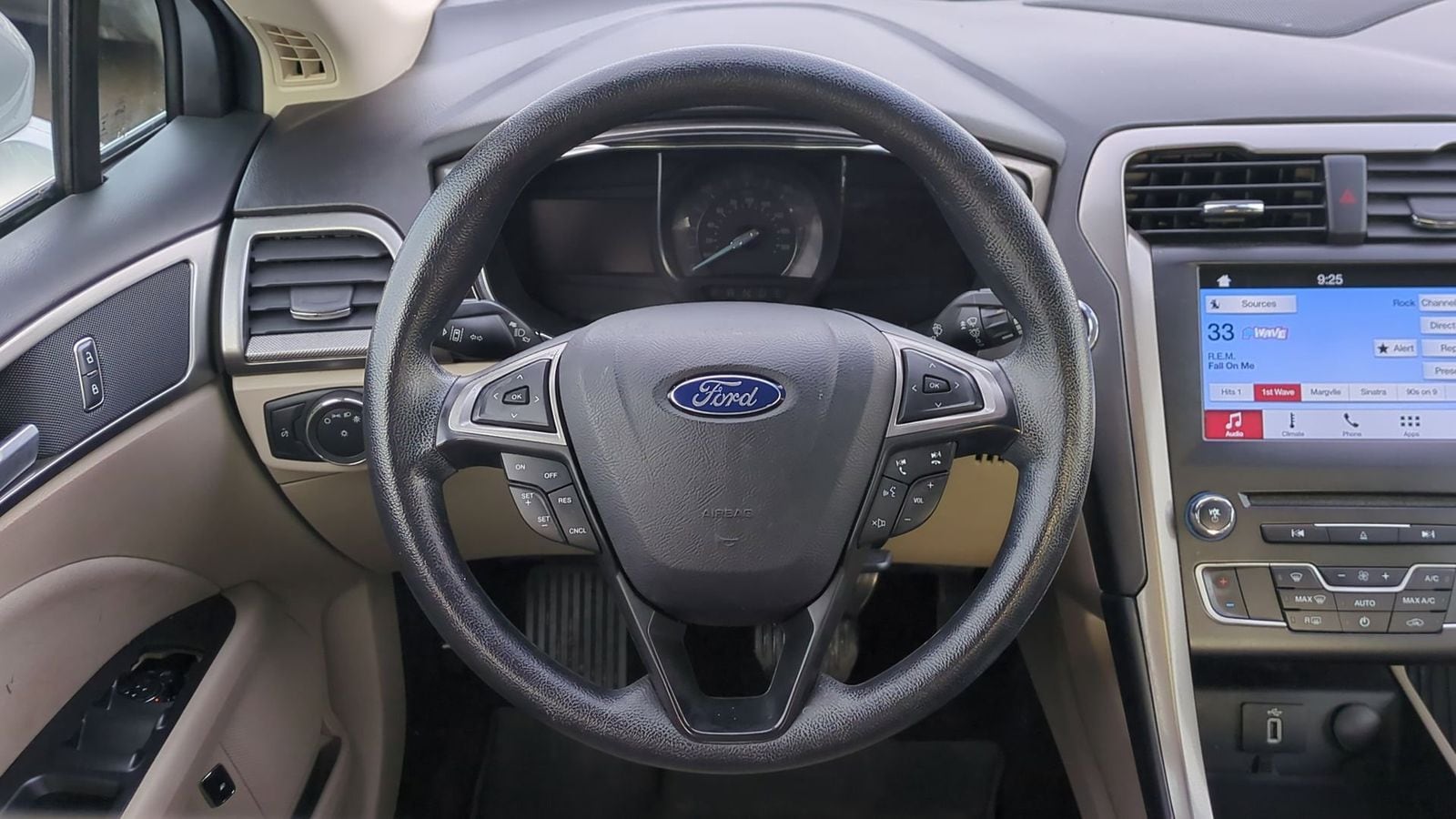 Thumbnail: 2017 Ford Fusion - 23