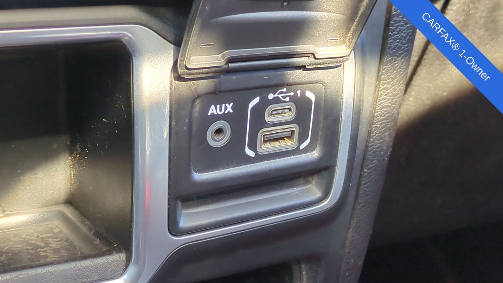 Thumbnail: 2018 Jeep Wrangler - 40