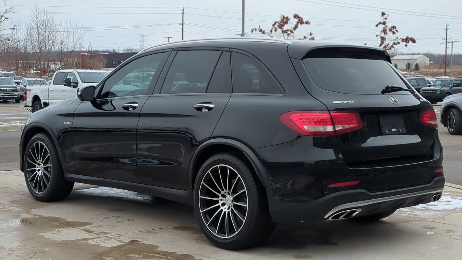 Thumbnail: 2017 Mercedes-Benz GLC - 3