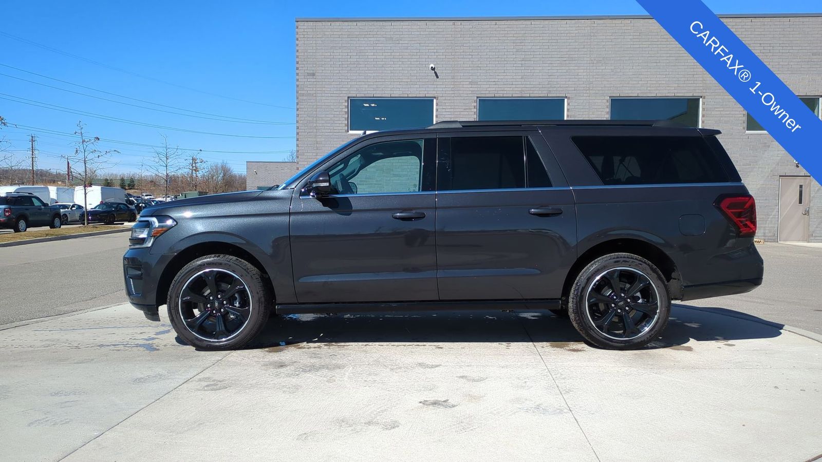 2024 Ford Expedition MAX Limited photo 2