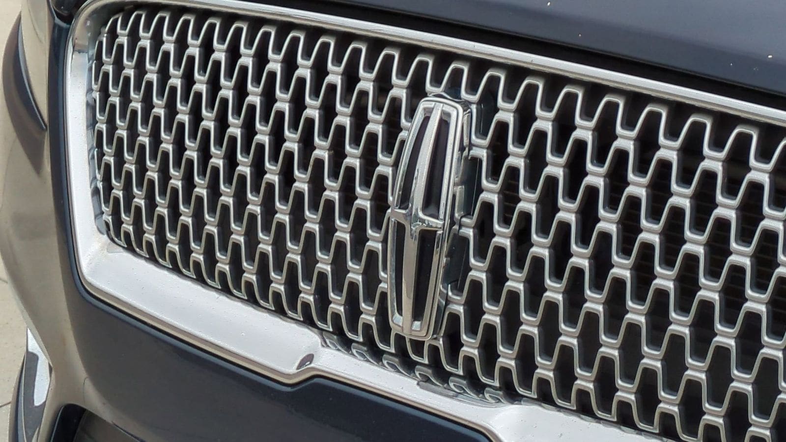 Thumbnail: 2017 Lincoln MKZ - 14