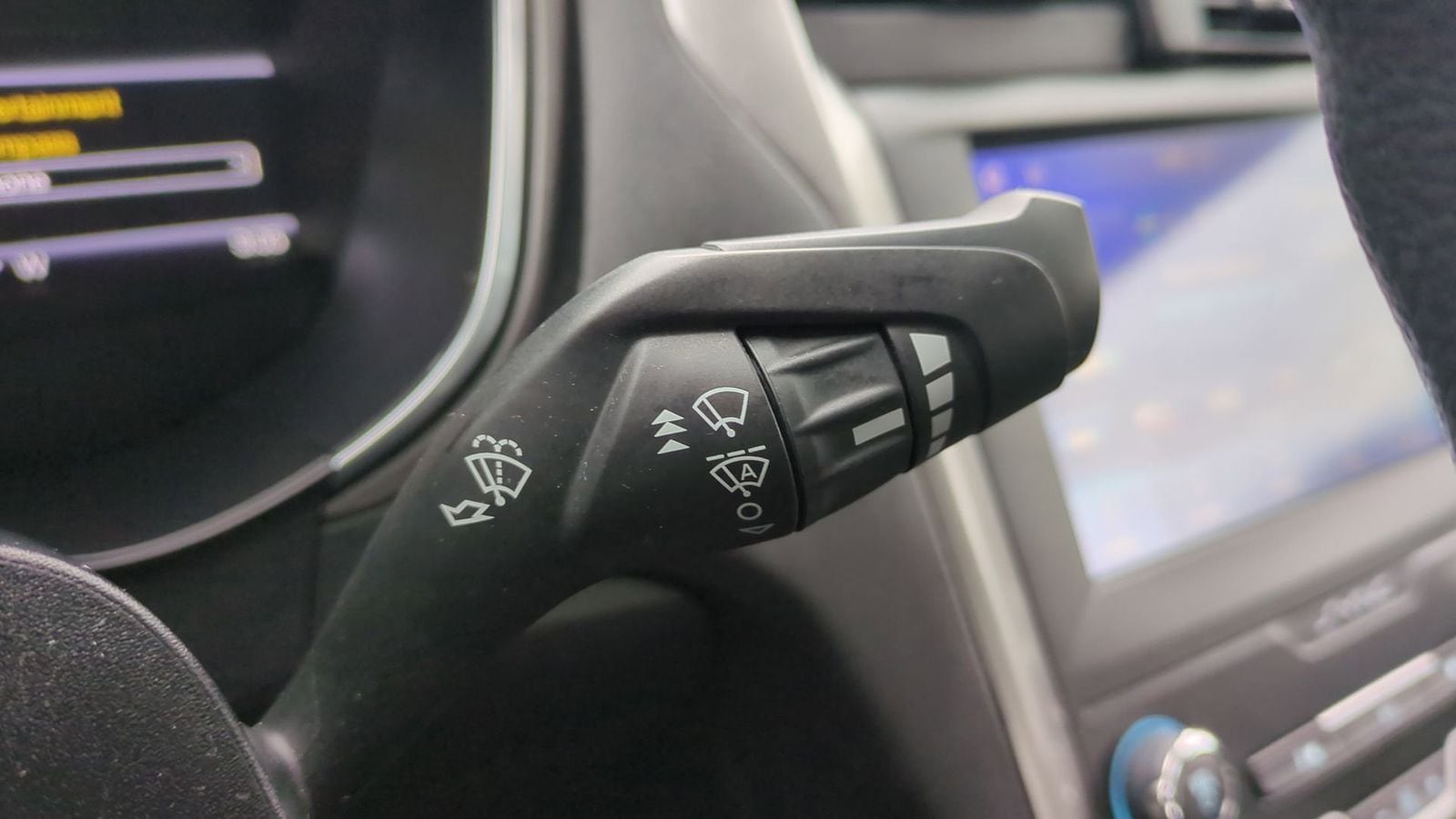 Thumbnail: 2020 Ford Fusion - 25