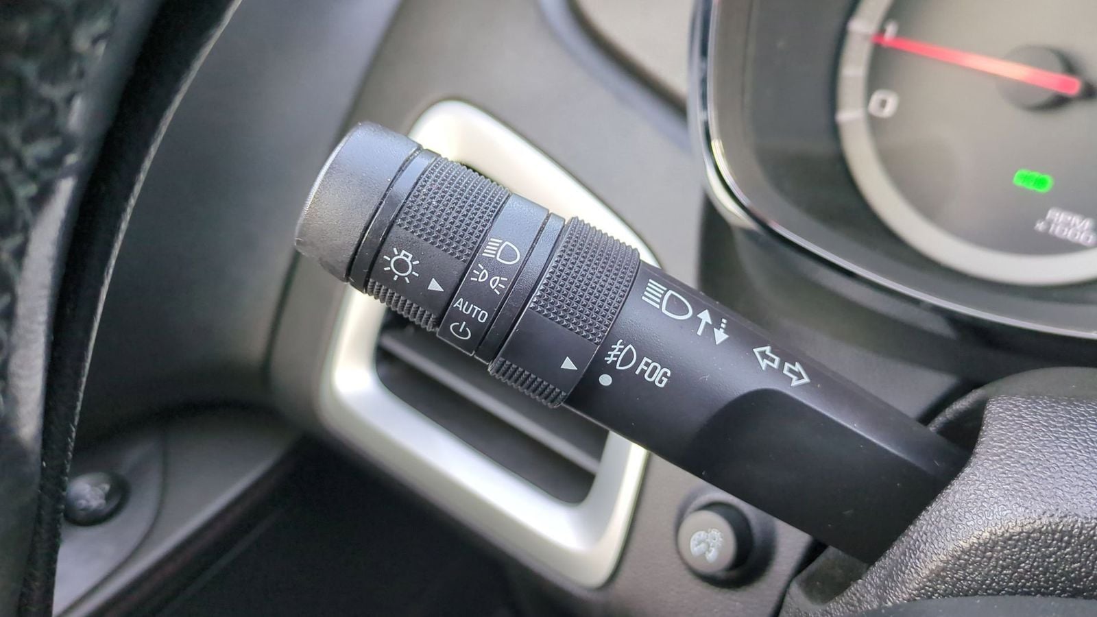 Thumbnail: 2013 GMC Terrain - 27