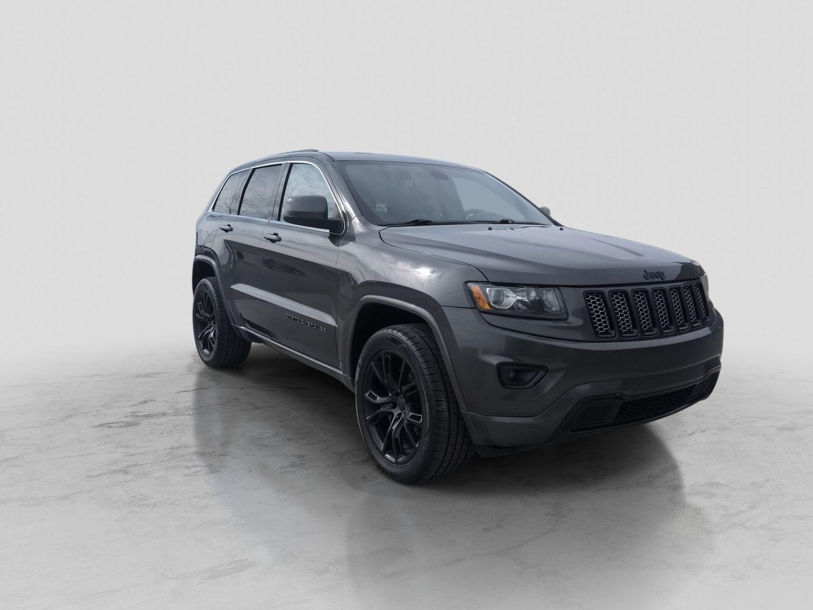 Thumbnail: 2015 Jeep Grand Cherokee - 10