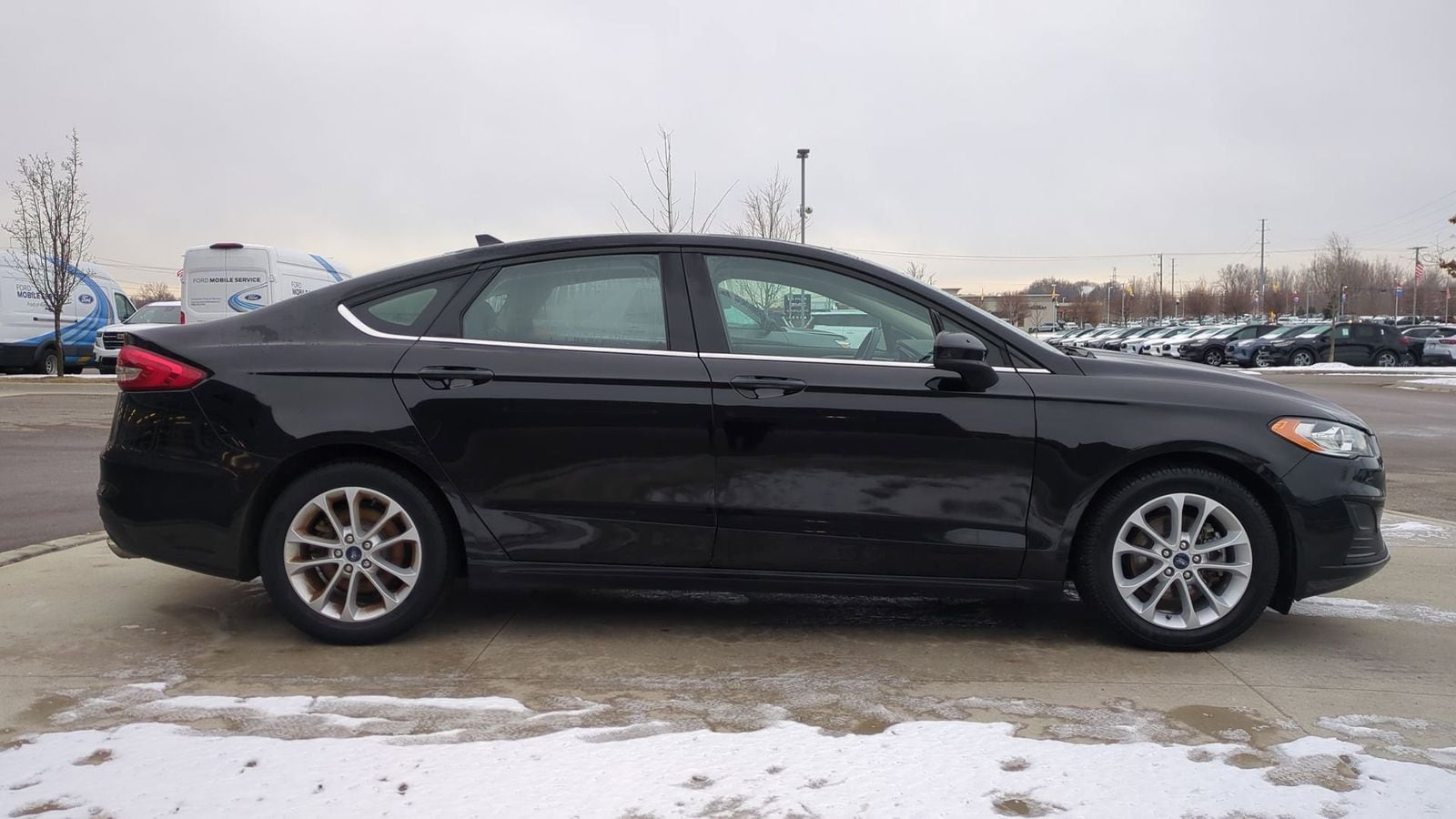 Thumbnail: 2020 Ford Fusion - 8