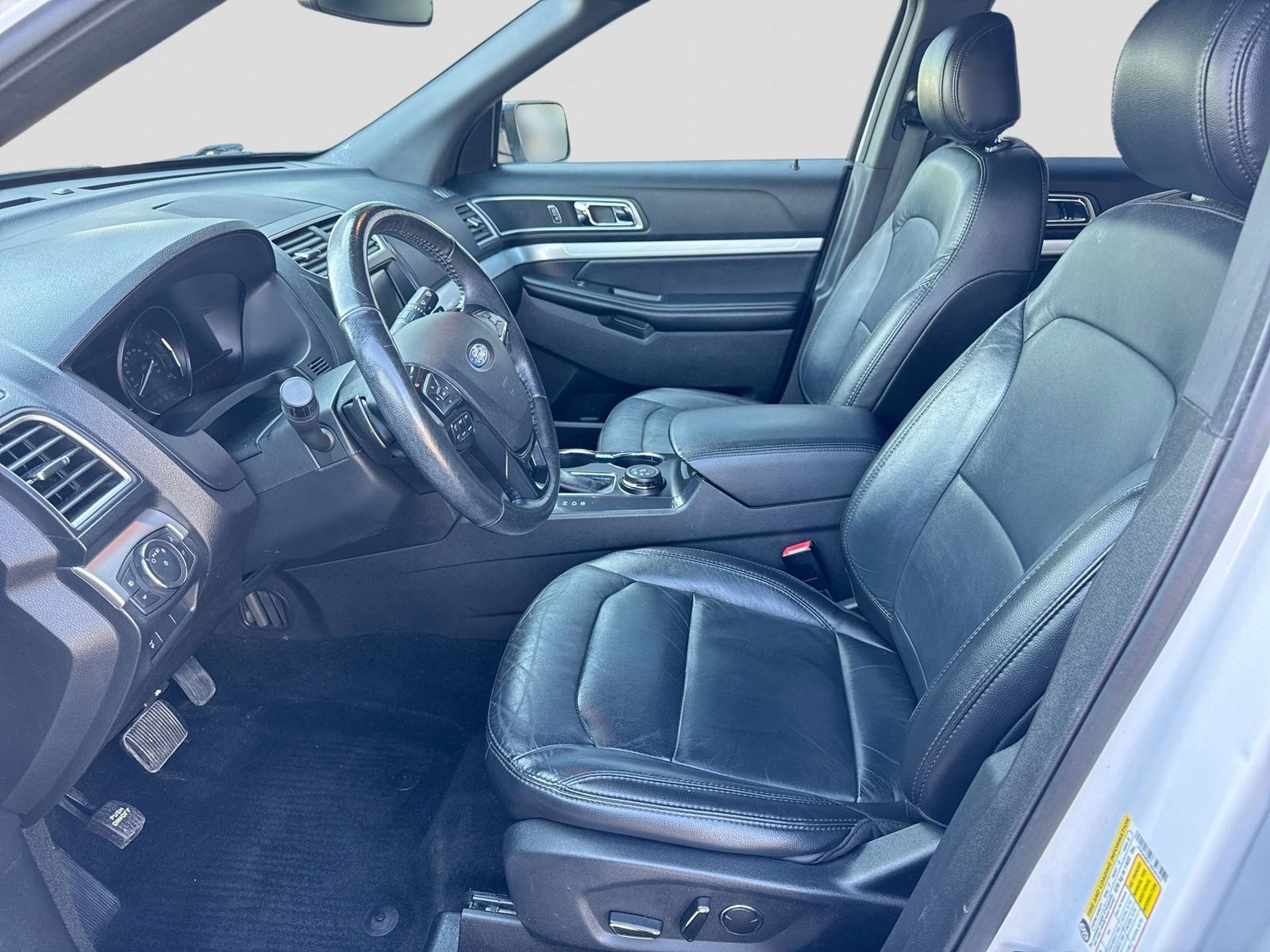 Thumbnail: 2017 Ford Explorer - 3