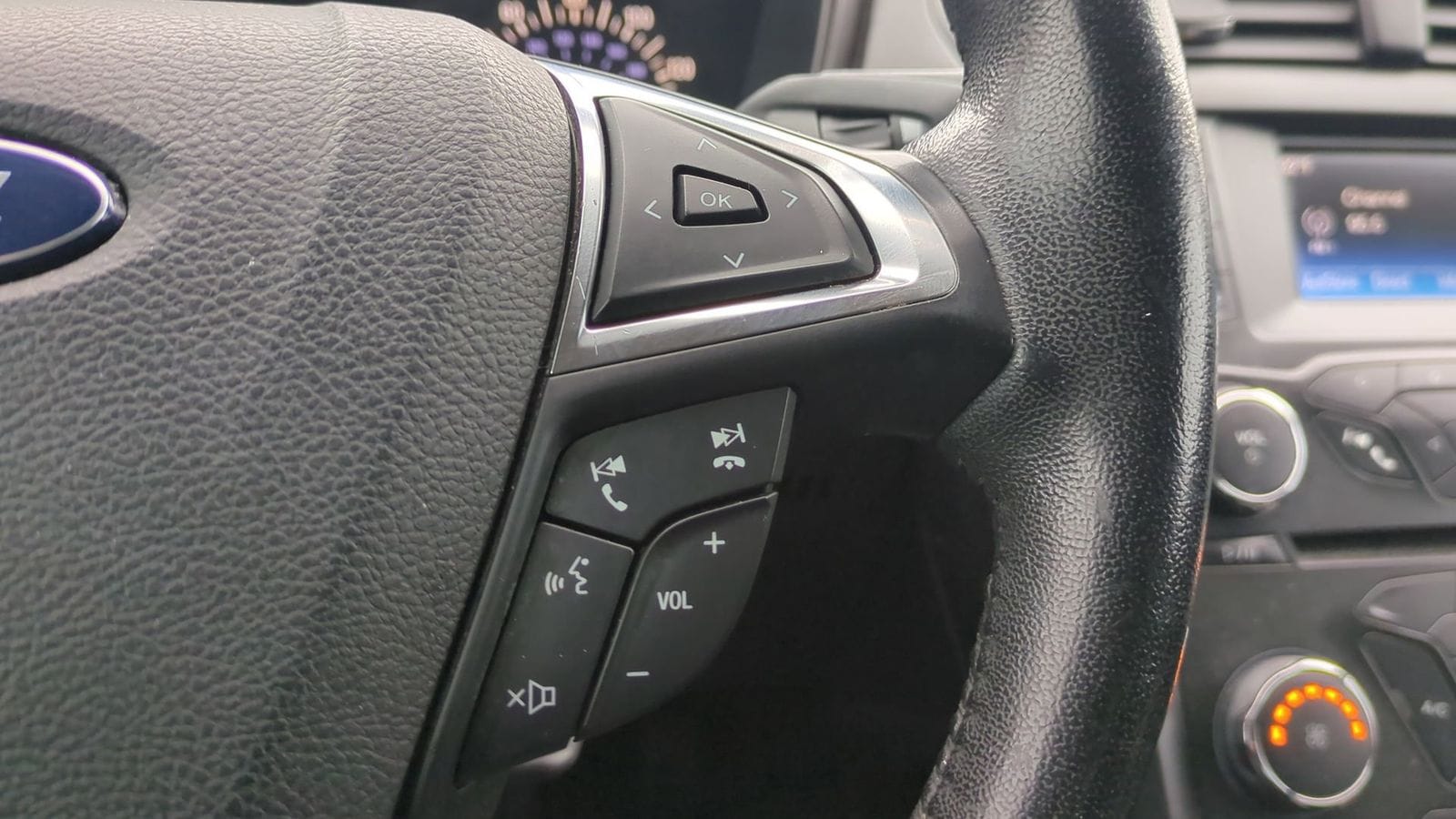 Thumbnail: 2018 Ford Fusion - 26