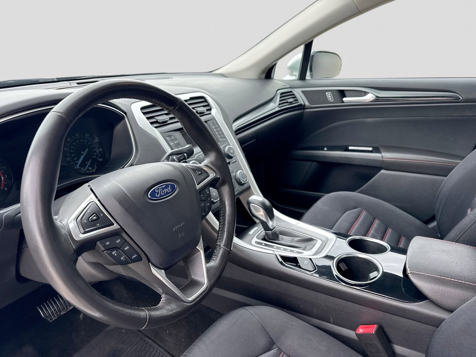 Thumbnail: 2013 Ford Fusion - 2