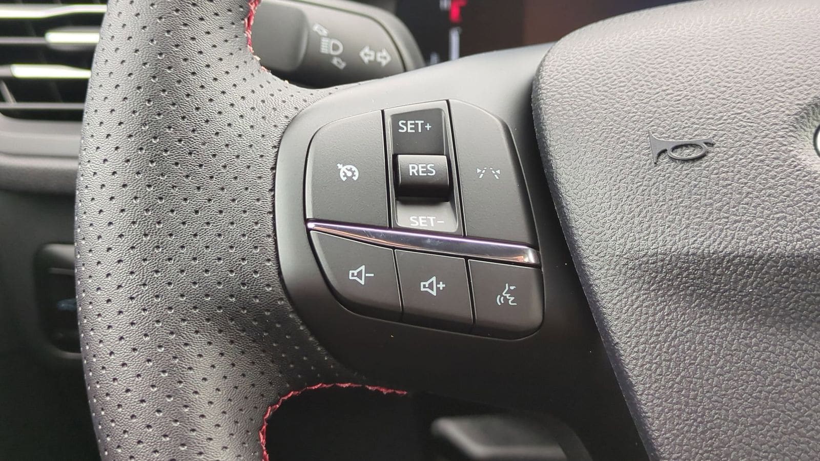 Thumbnail: 2025 Ford Escape - 22