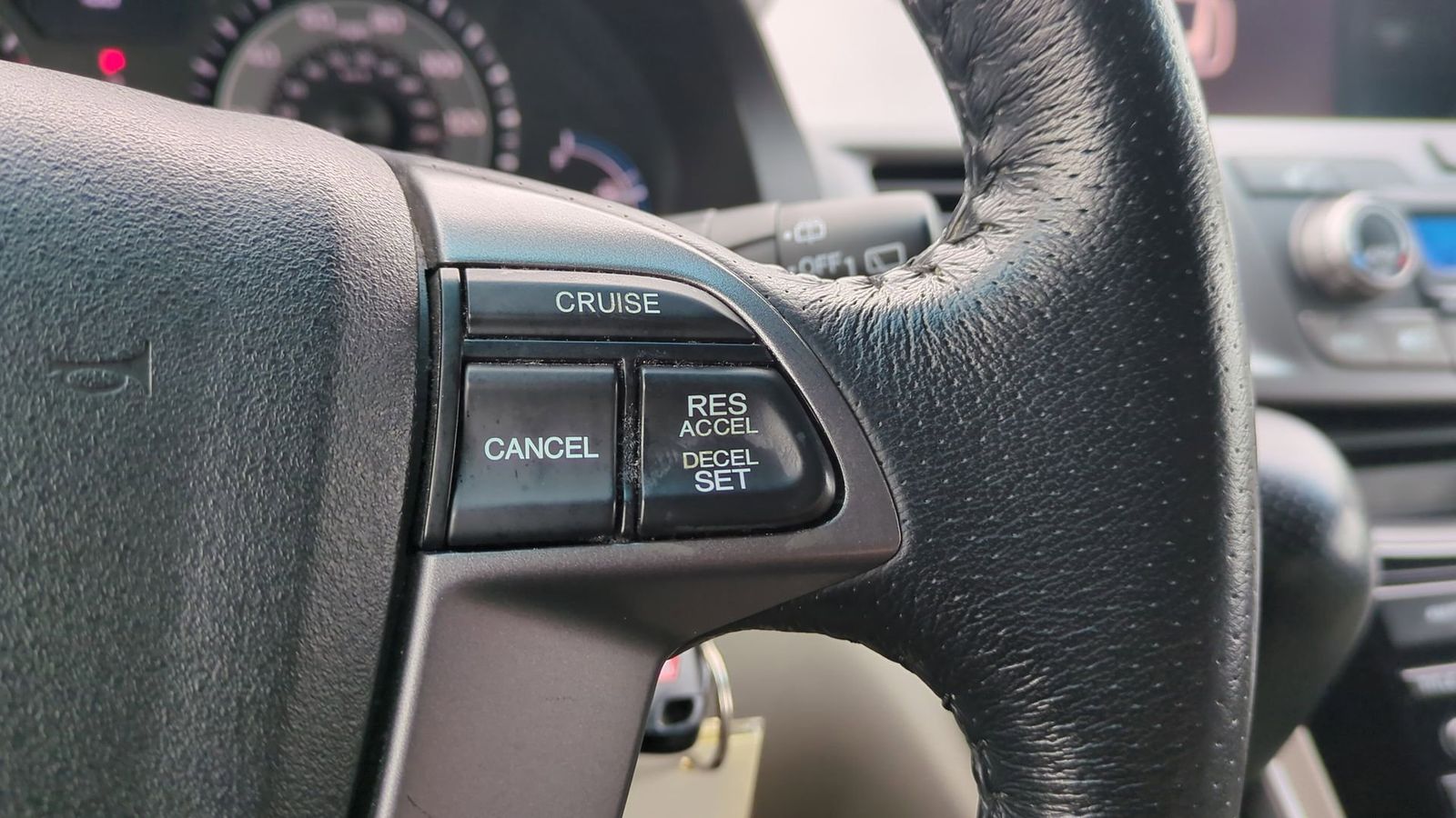 Thumbnail: 2012 Honda Odyssey - 22