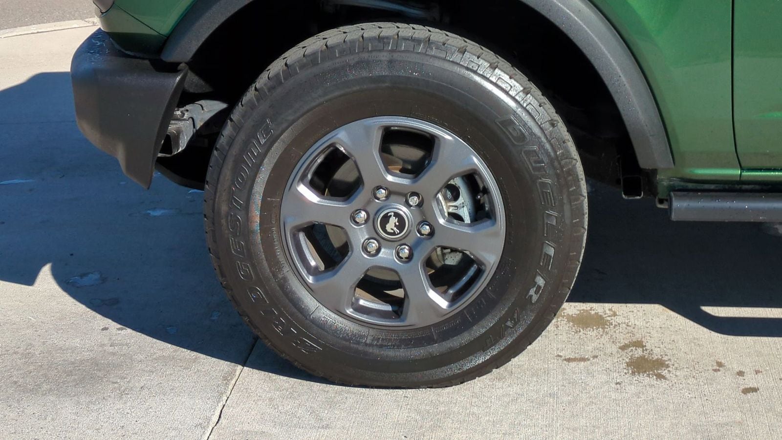 Thumbnail: 2023 Ford Bronco - 14