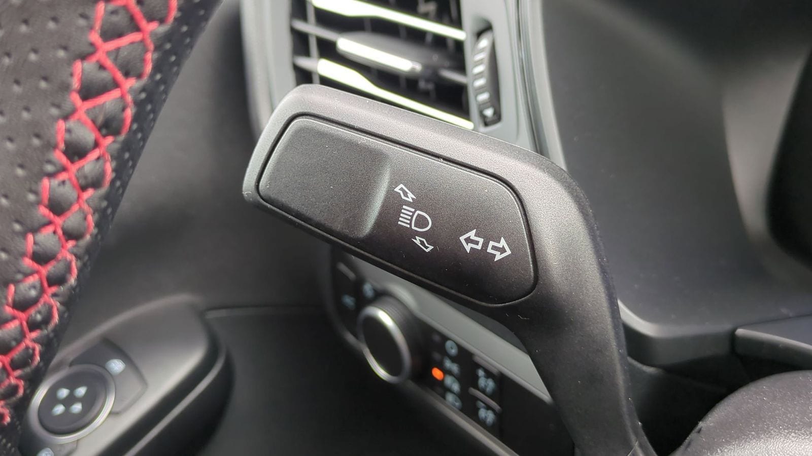 Thumbnail: 2025 Ford Escape - 25